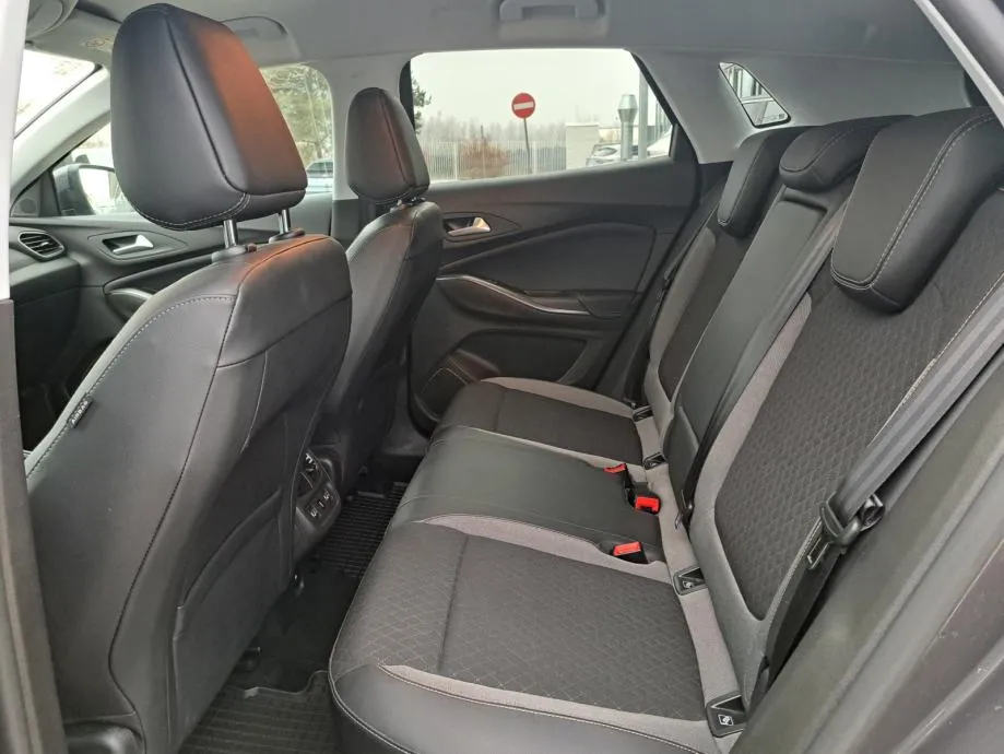 opel grandland x 1,5 cdti 130 elegance at8 - slika 19