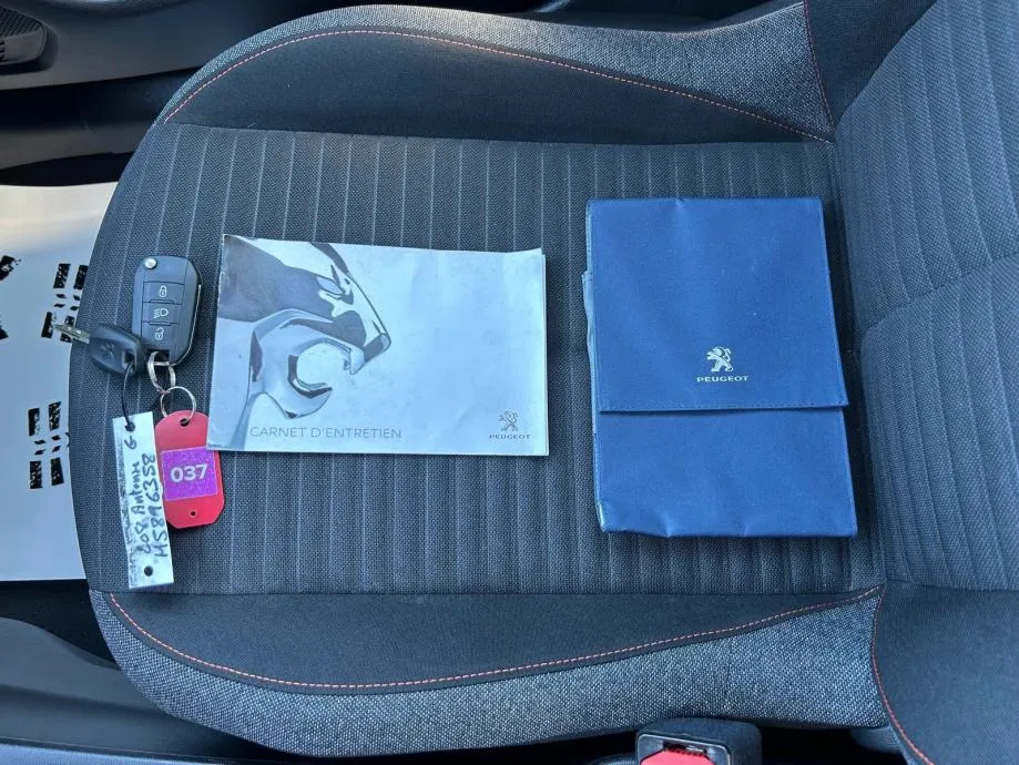 peugeot 208 1,5 hdi style - 2022 - servisna - garancija - reg1god !! - slika 20