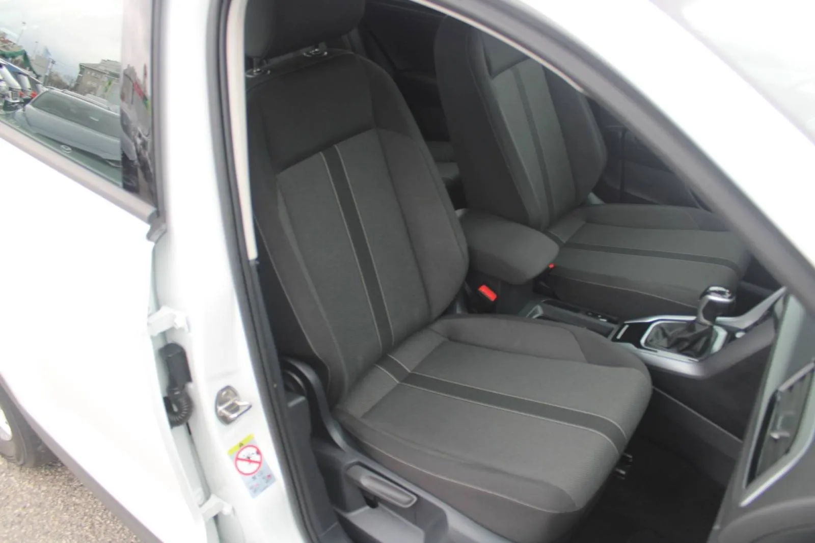 vw t-roc 2.0 tdi dsg *navigacija, kamera* - slika 15