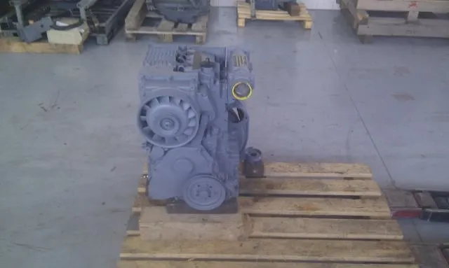 deutz motor f2l1011f original za valjak bomag i hamm - slika 5