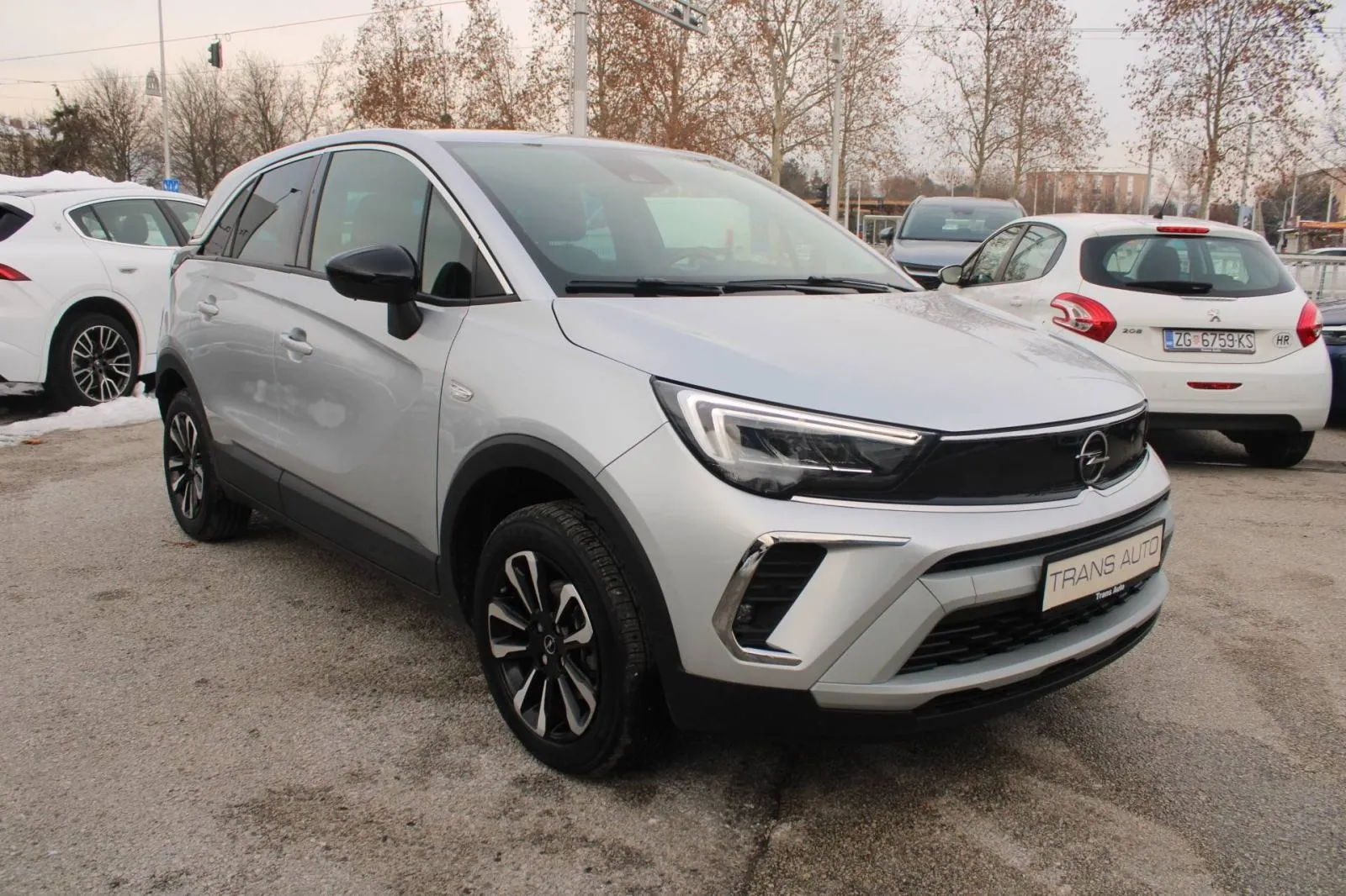opel crossland 1.2 turbo *led, navigacija, kamera* - slika 3