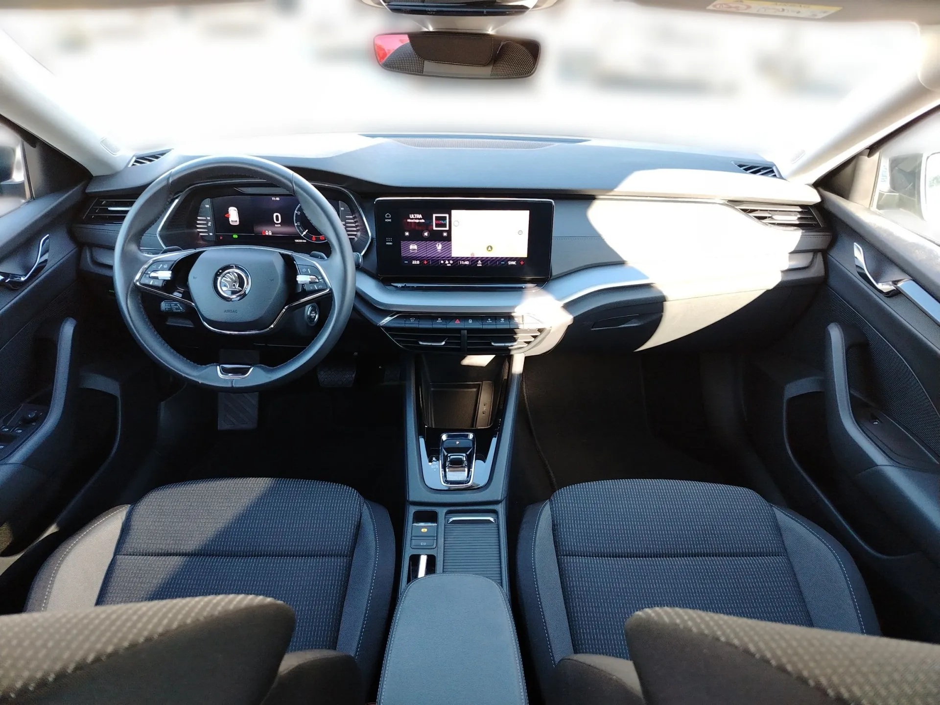 škoda octavia combi 2.0 tdi dsg ambition - slika 10