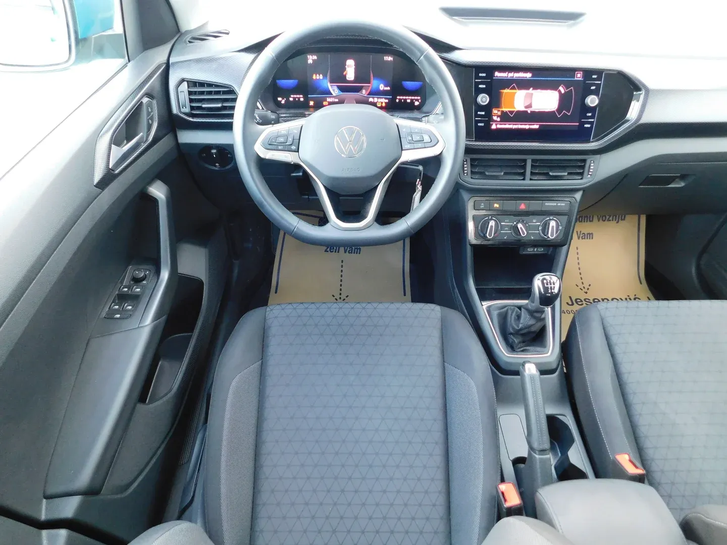 10246 volkswagen t-cross 1.0 tsi life - slika 10