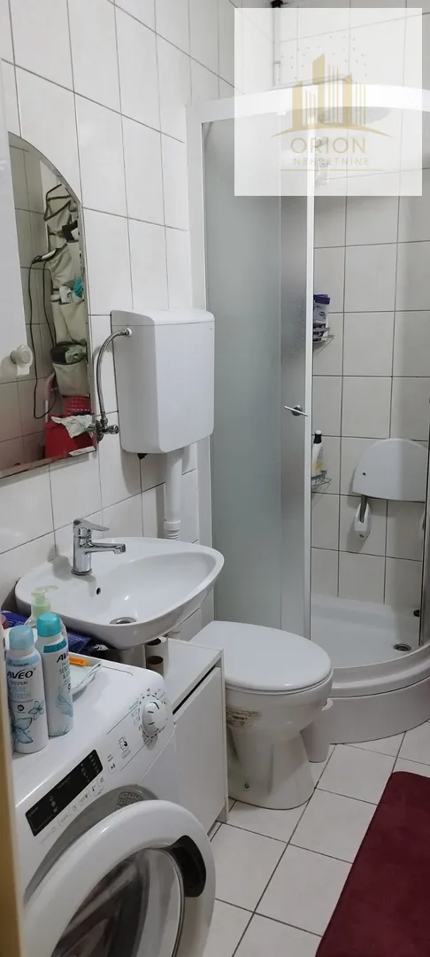 jug 2 , jednosoban stan, 3.kat, odlična lokacija! - slika 7