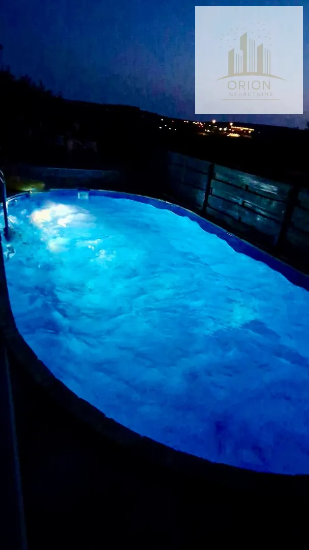 rovanjska, kuća s 2 apartmana, bazenom i očaravajućim pogledom, prilika! - slika 25