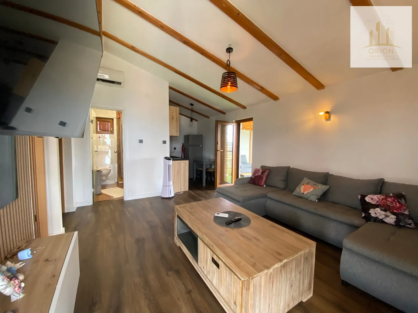 rovanjska, kuća s 2 apartmana, bazenom i očaravajućim pogledom, prilika! - slika 2