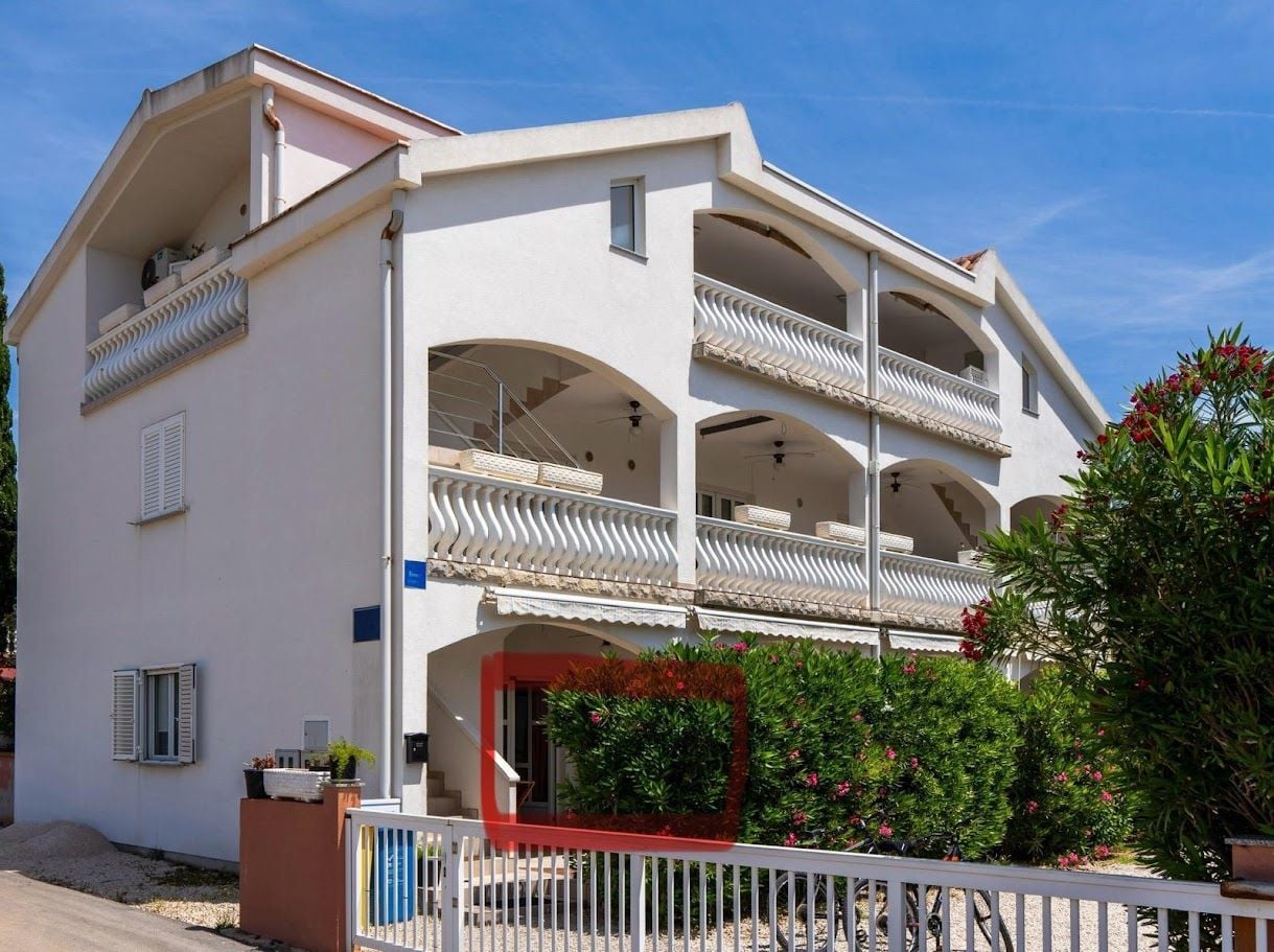apartman 2+1 vir 🏖️ - slika 7