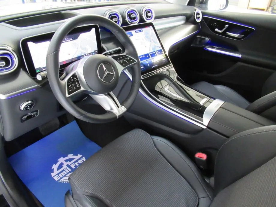 mercedes-benz glc 300 de 4m avantgarde panorama/head-up/burmester/360° - slika 19
