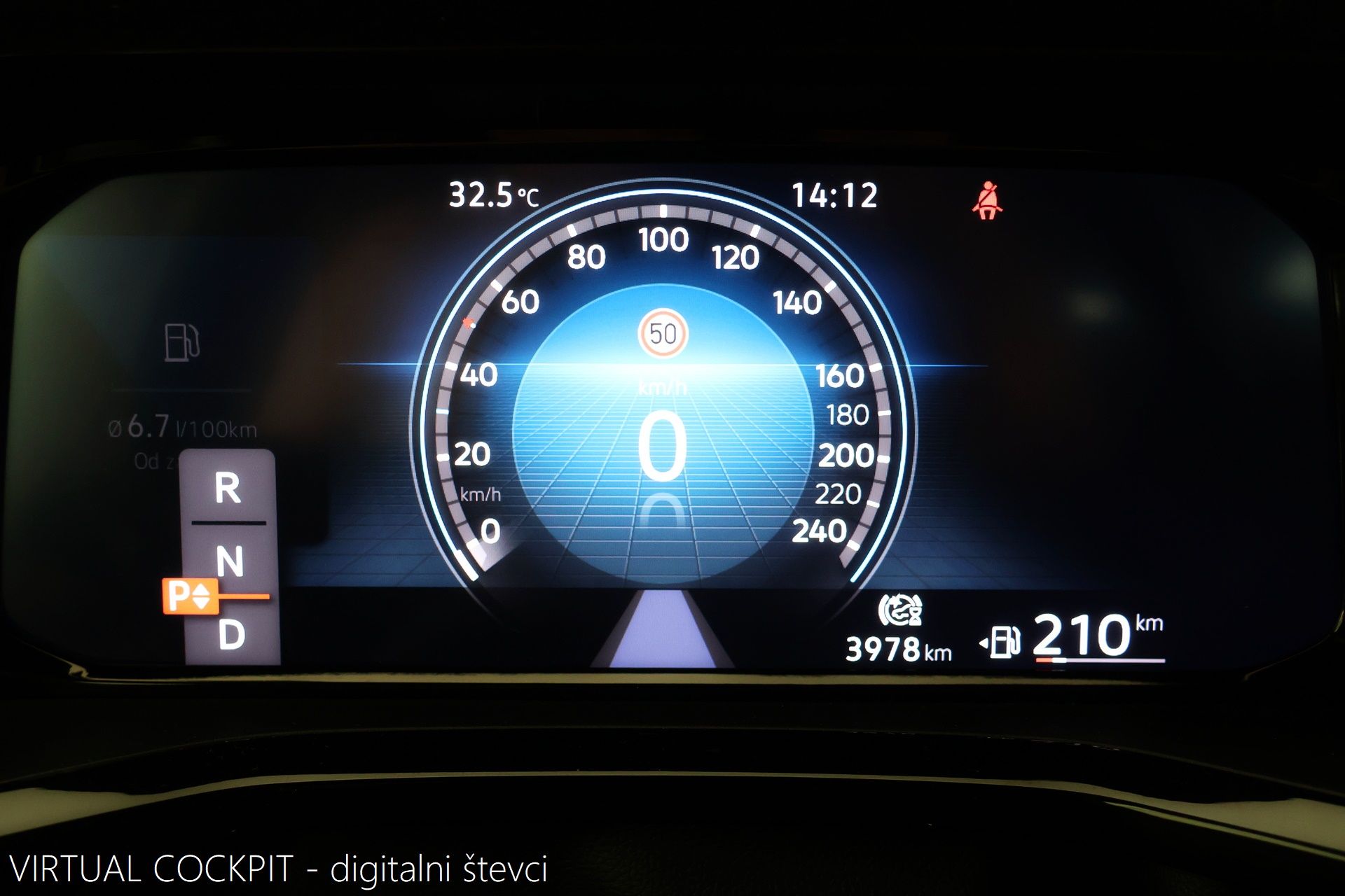 vw t7 multivan l2 2.0 tdi dsg edition cockpit kamera n1-teretno - slika 11