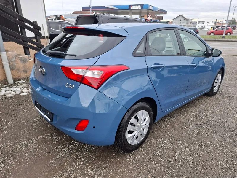 hyundai i30 1.4 crdi*trend*klima*park.senzori* - slika 4