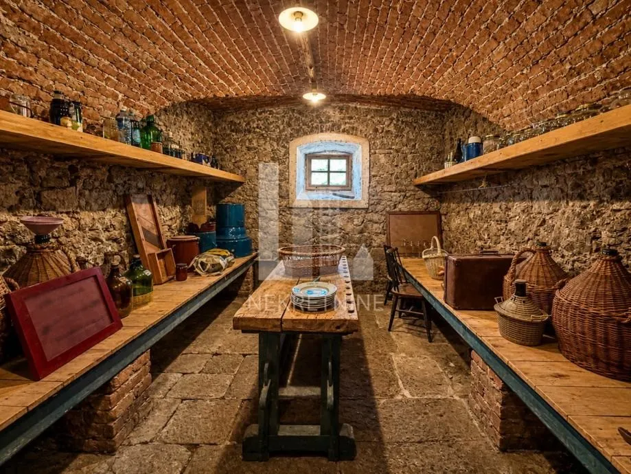 gorski kotar – autentičan kameni kompleks s četiri objekta (prodaja) - slika 5