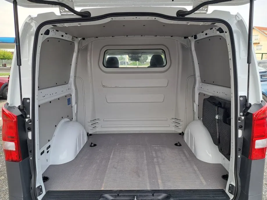 mercedes vito 114 cdi*136ks*4+1*automatik*klima*navigacija* - slika 7