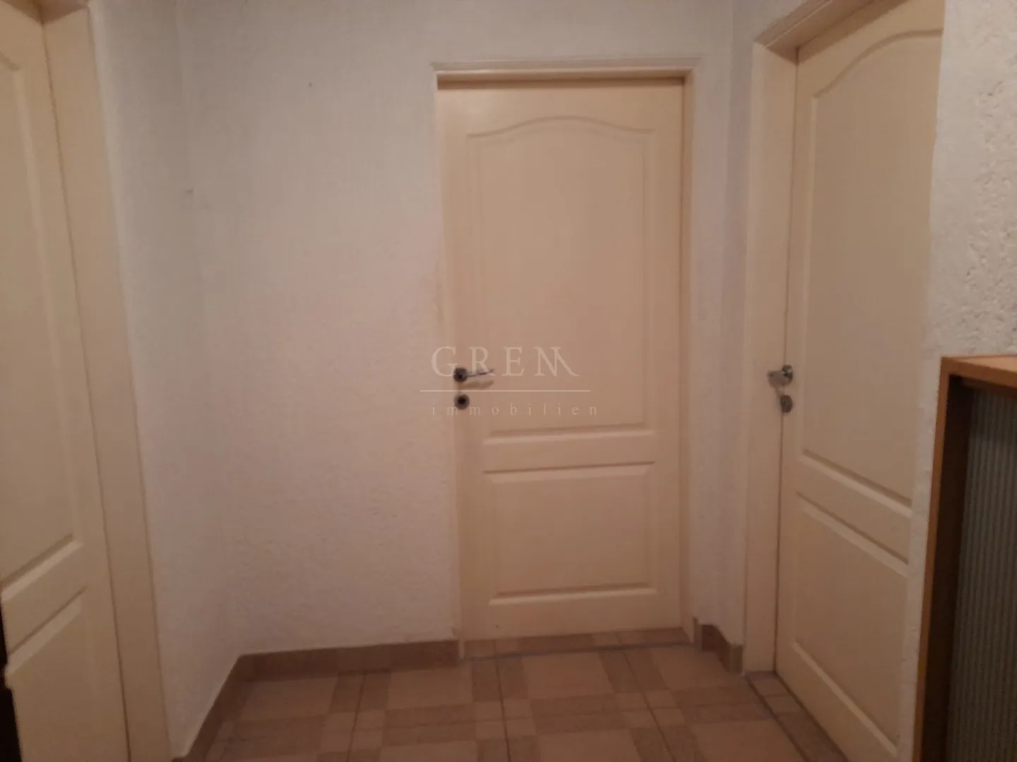 dvojna kuća - stambeno-poslovni objekat - 200 m2 - žitnjak - slika 8