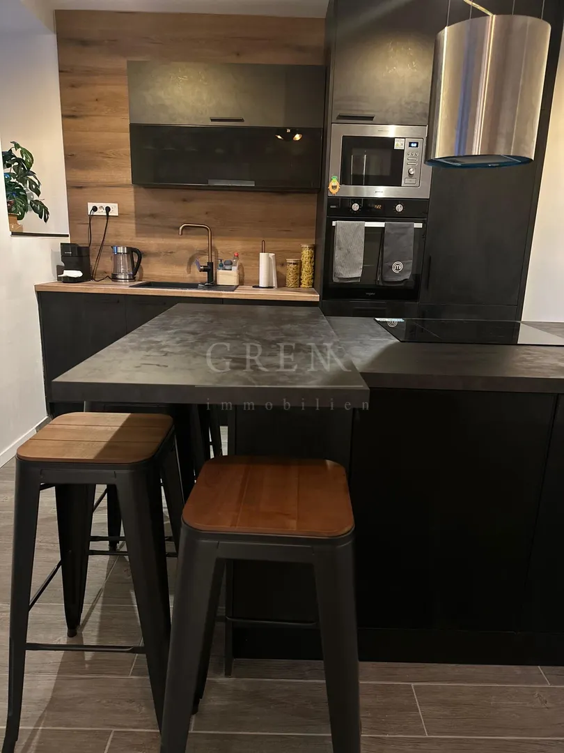 stan zagreb centar, 67 m2+ 5 m2 spremište, trosoban - slika 3