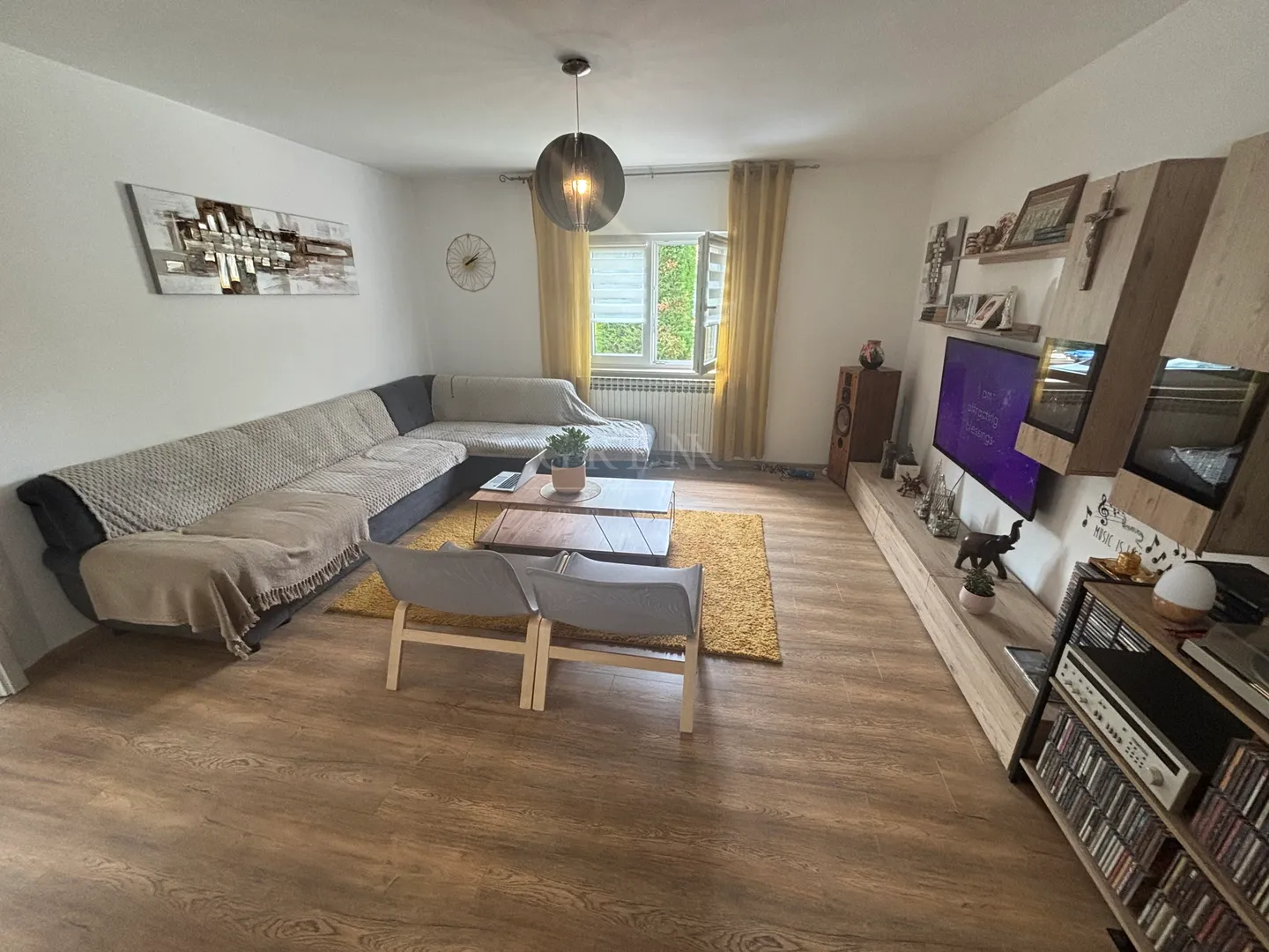 samostojeća kuća zagreb, žitnjak, 157 m2, 415 m2 parcela - slika 2