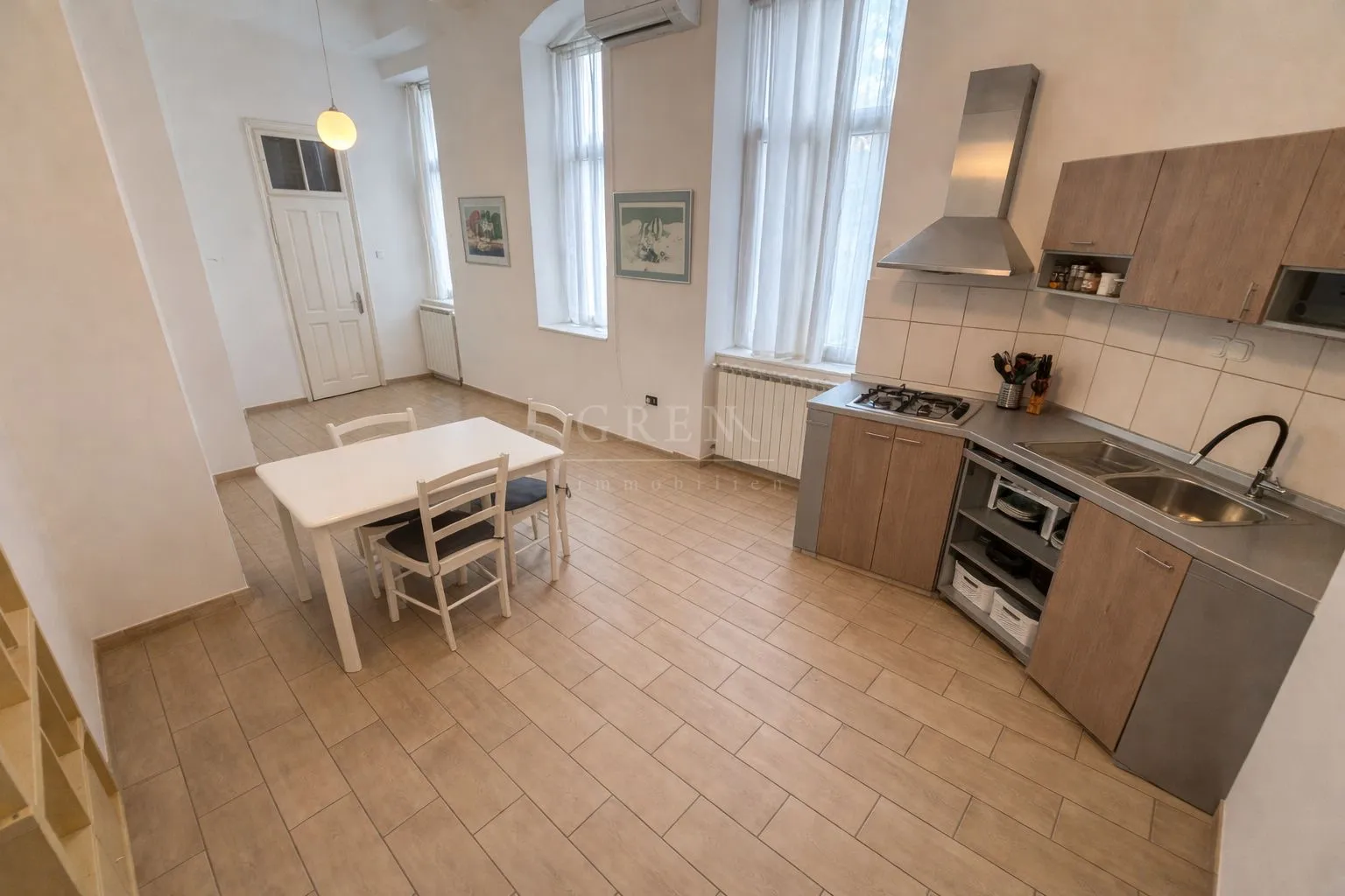 stan zagreb donji grad, 50 m2+20 m2 spremište, prilika - slika 4