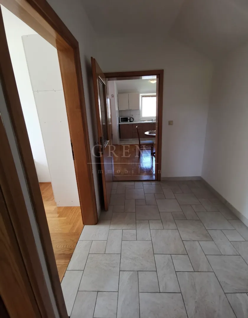stan malinska krk, 62 m2+parking, balkon - slika 11