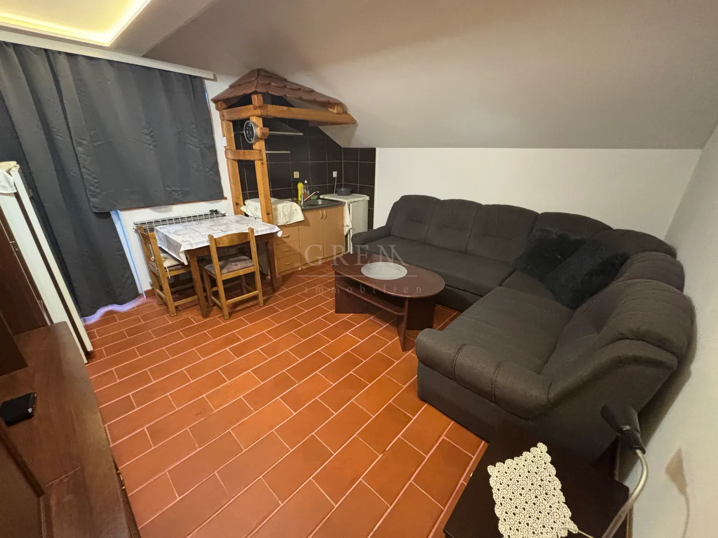 stan zagreb dubrava, 35 m2, prilika - slika 2