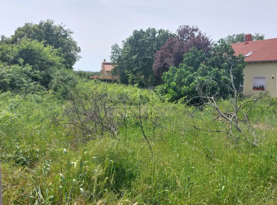 građevinsko zemljište sa građ. dozvolom, poreč 6 km, - slika 2
