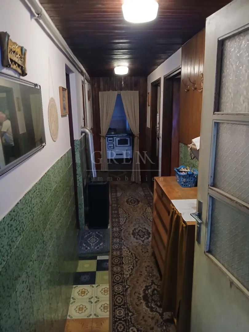 kuća zagreb dubrava, 150 m2+30 m2 dvorišni objekt - slika 7