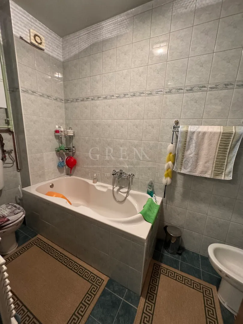 stan zagreb vrapče, 85m2 + privatna garaža 29m2, dva balkona 9m2 - slika 16