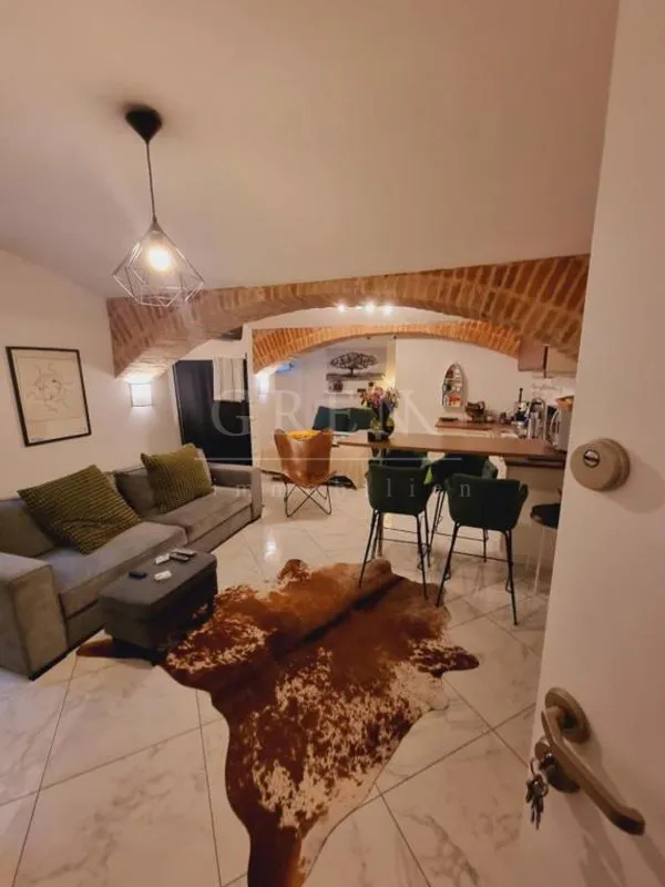 Stan Zagreb centar, 29 m2, Berislavićeva