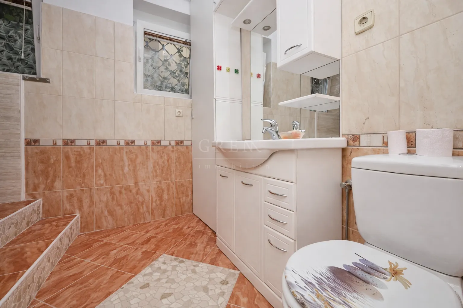stan šalata tramvaj zona 46m2 - slika 6