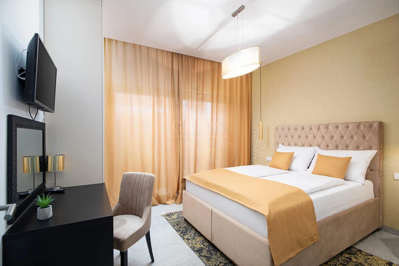 vila sa bazenom, okolica pula, 1 km od mora, 300 m2, prodaja - slika 19