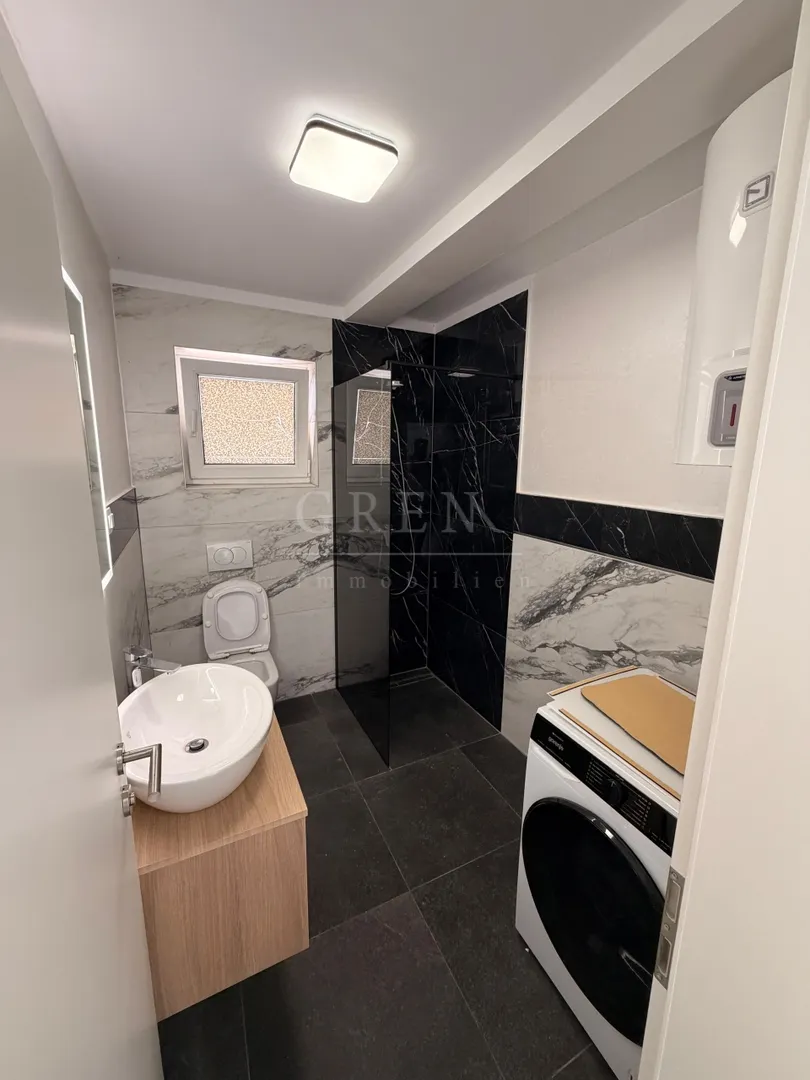 stan novigrad istra, 36 m2+terasa 20 m2+parking - slika 7