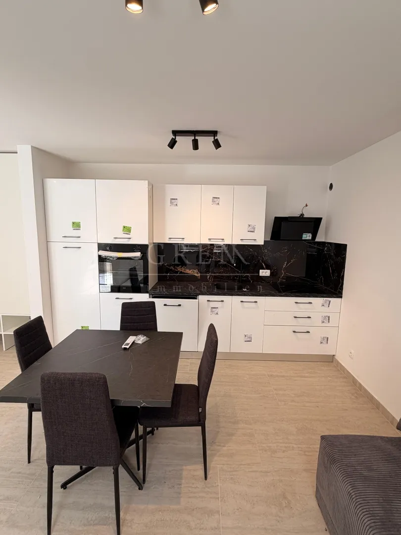 stan novigrad istra, 36 m2+terasa 20 m2+parking - slika 2