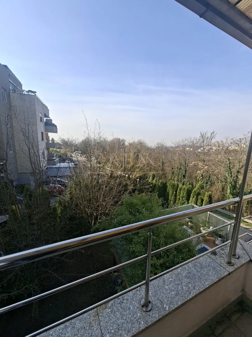 zagreb 3-sobni stan vrhovec 75m² garaža/bez provizije - slika 13