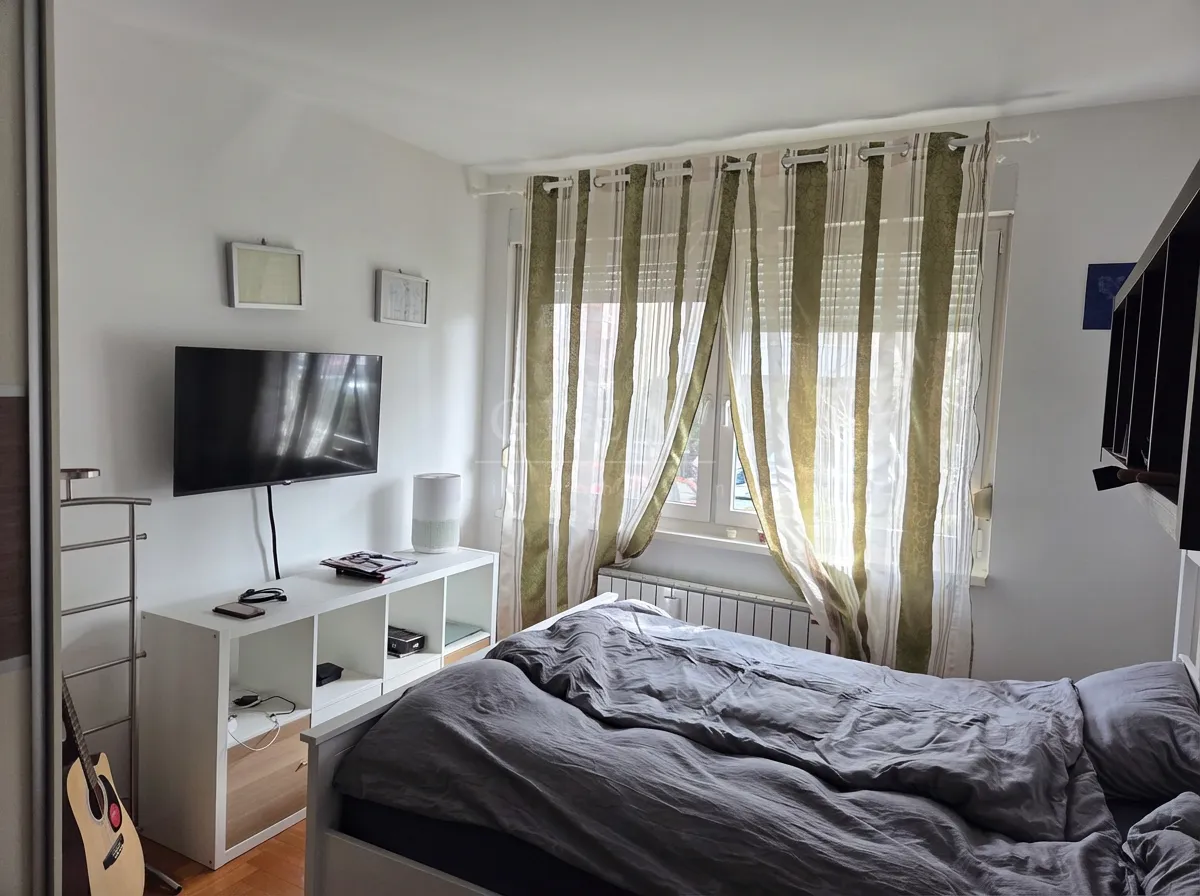 stan zagreb špansko, 130 m2, vrt 50 m2 - slika 10