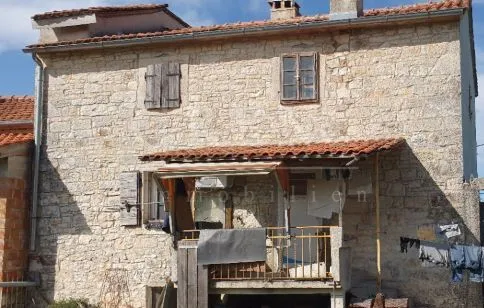 kamena kuća u okolici poreča sa pogledom na more - slika 2