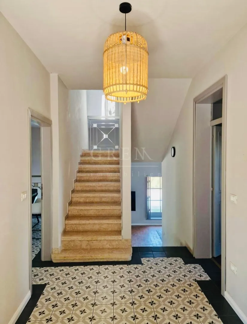 prekrasna kamena vila (200 m²) , s bazenom – vižinada - slika 3