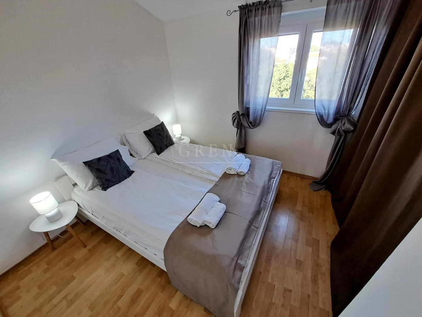 stan u blizini centra grada i plaža s panoramskim pogledom na more i grad poreč - slika 9