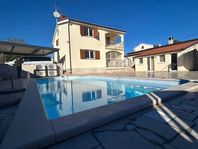 lijepa kuća sa 3 app 7 km od poreča - slika 3