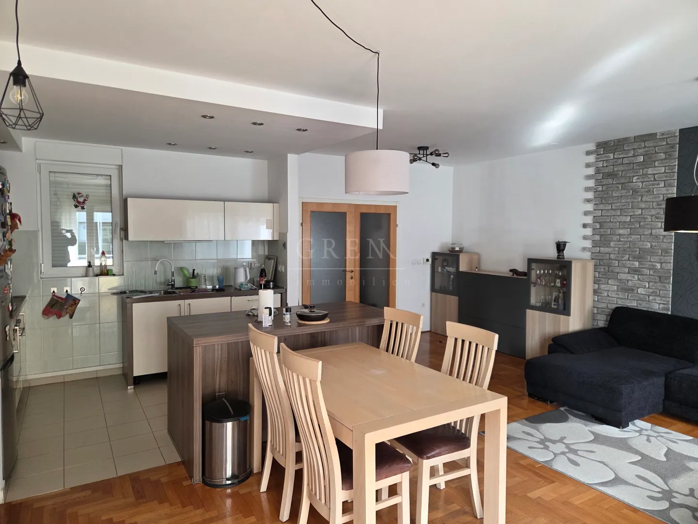 stan zagreb špansko, 130 m2, vrt 50 m2 - slika 6