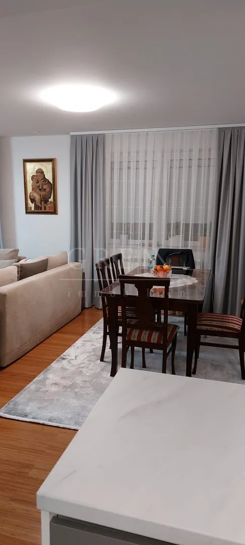kuća zagreb dubrava, 280 m2, garaža, pomoćni objekt - slika 4