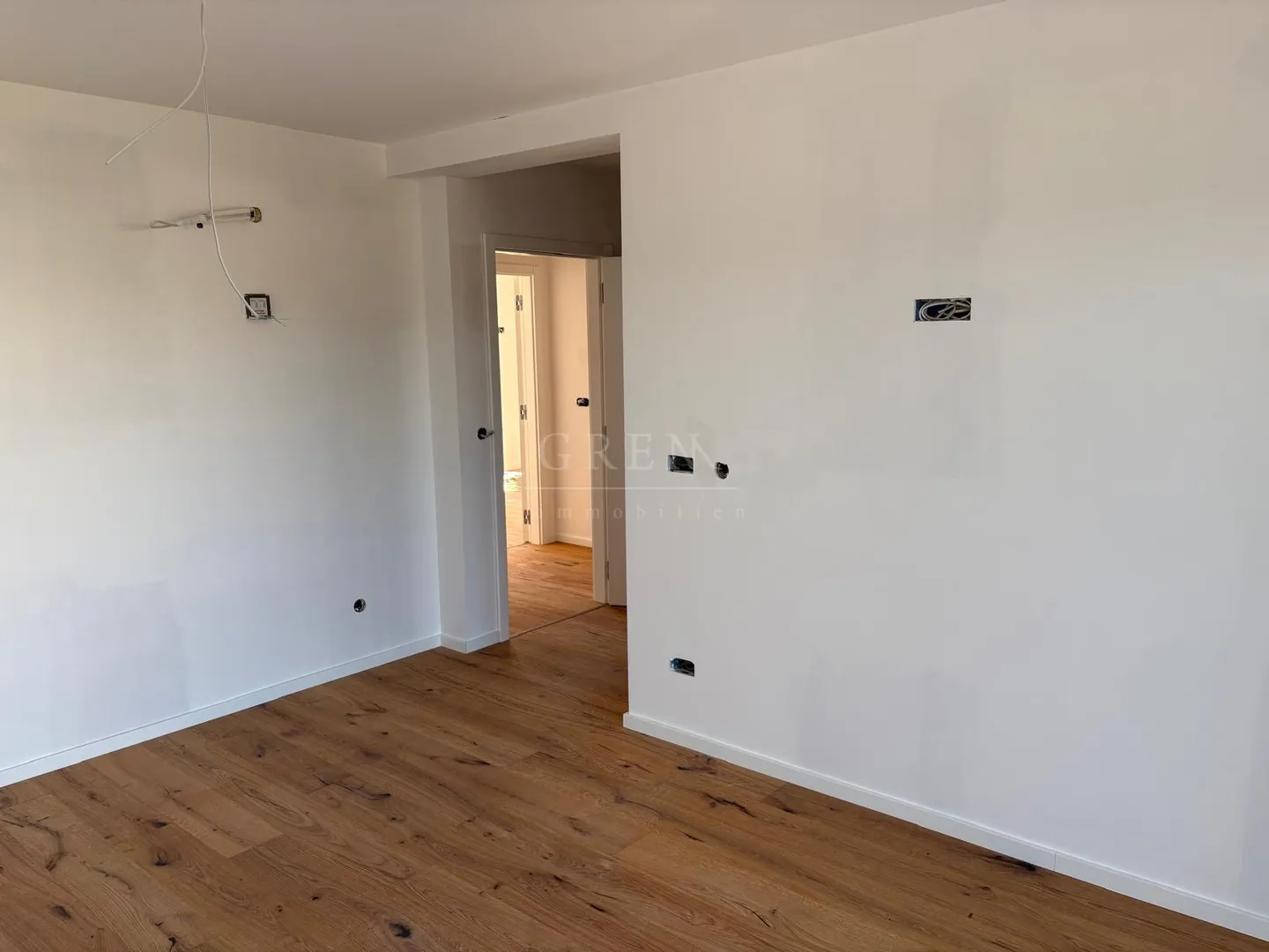 prodaja,vodice srima, dvojna kuća 204,40 m² (neto) sa bazenom! - slika 19