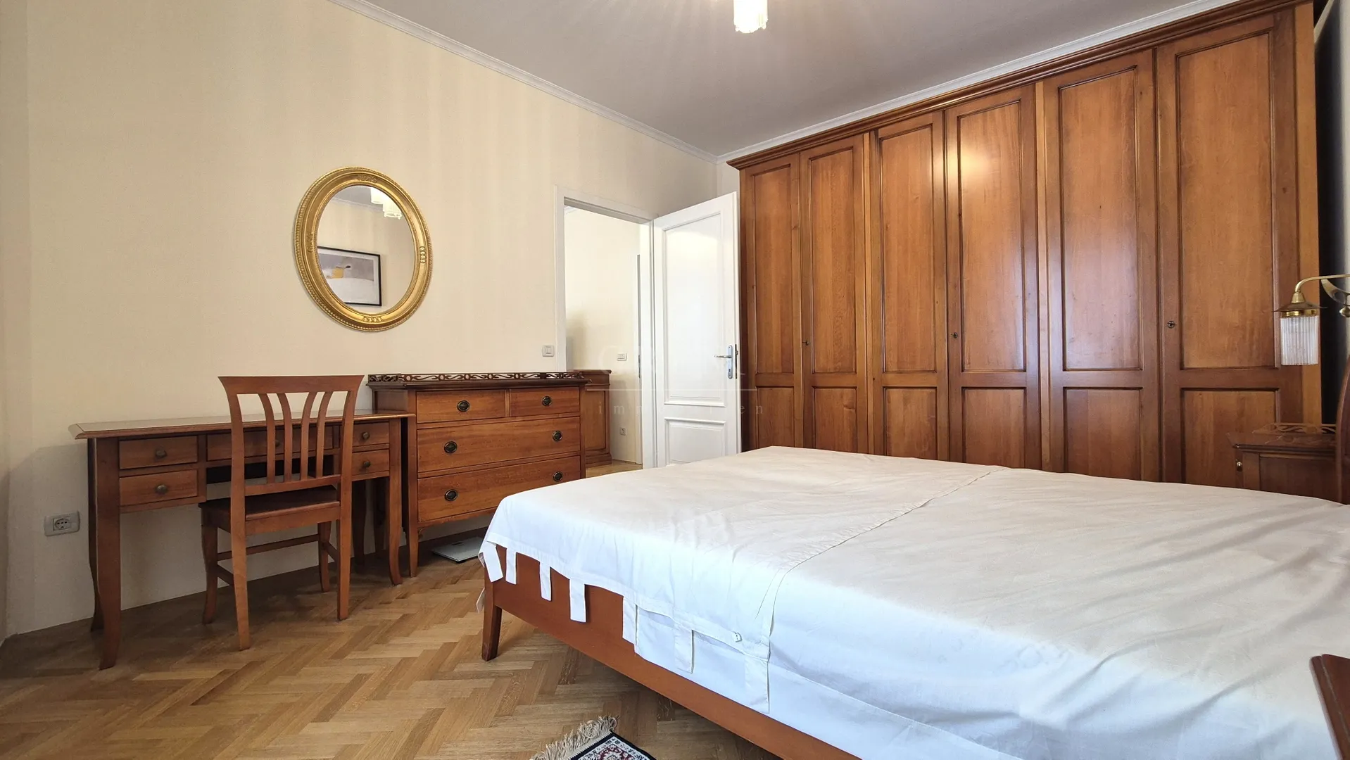 dva renovirana app u starom gradu poreča - slika 8