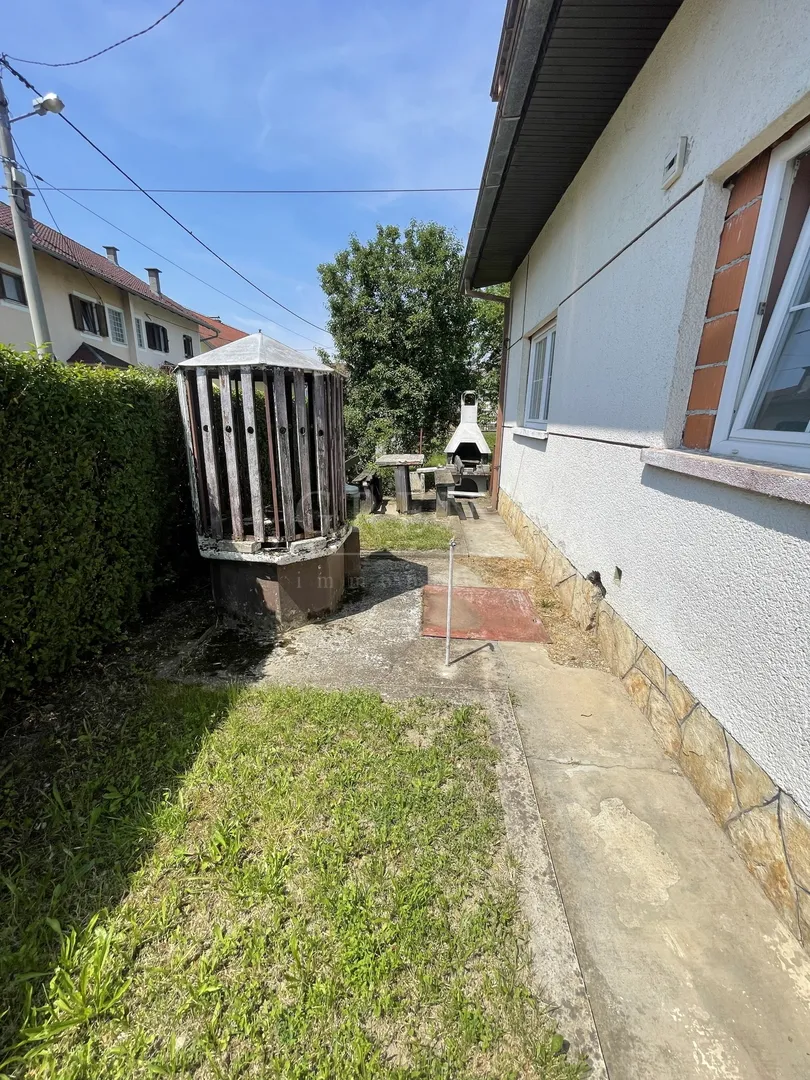 2 kuće sesvete, 300 m2, 462 m2 parcela, prilika - slika 20
