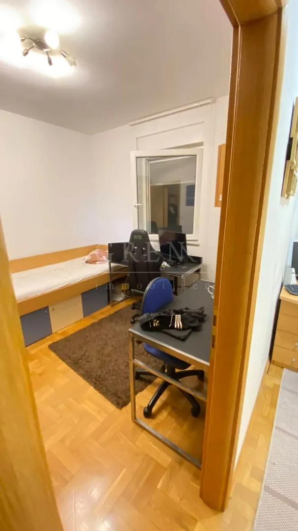 stan zagreb brestje, 110 m2+33 m2 vrt+2 parkinga - slika 6