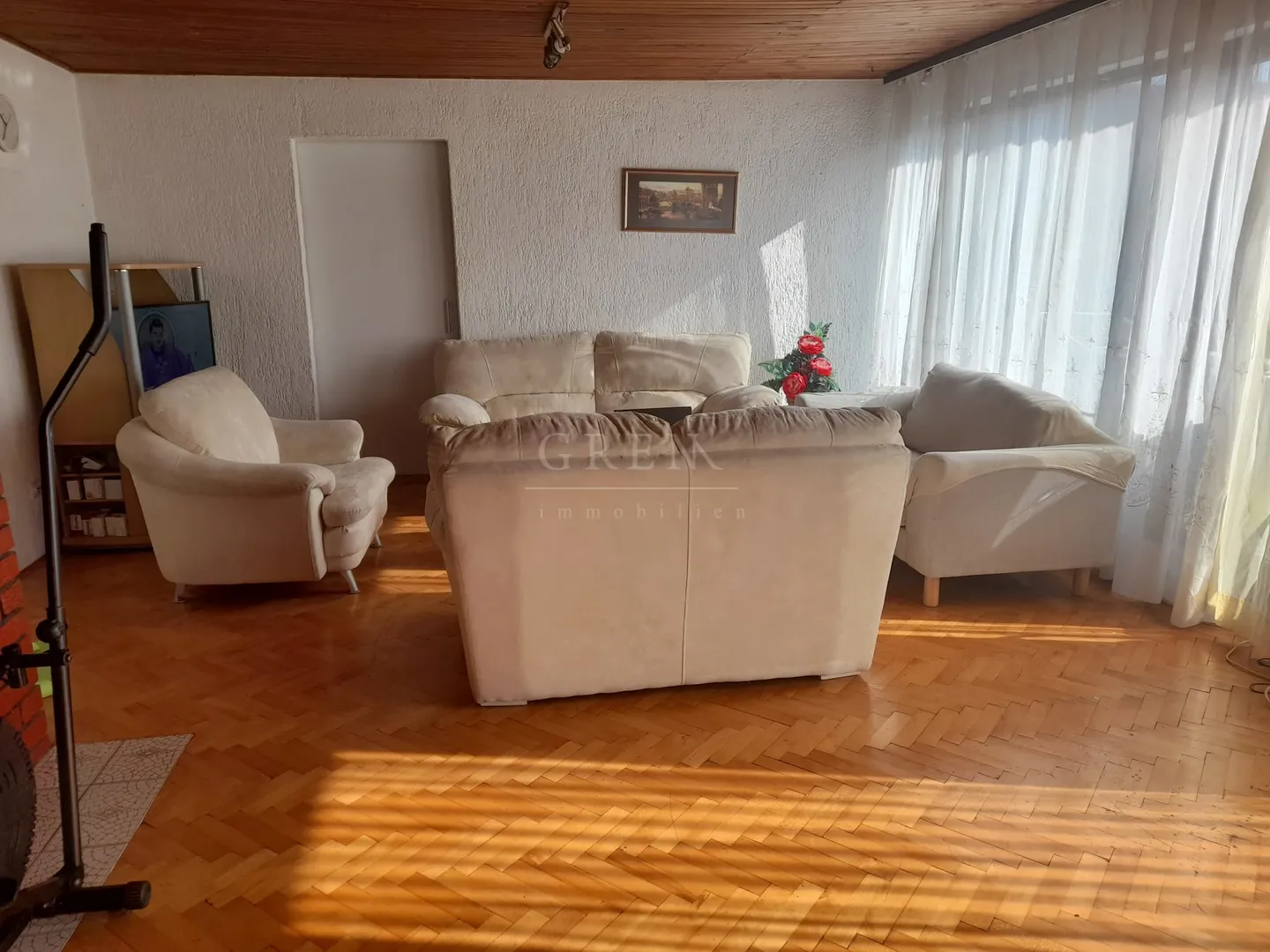Dvojna kuća - stambeno-poslovni objekat - 200 m2 - Žitnjak - Zagreb