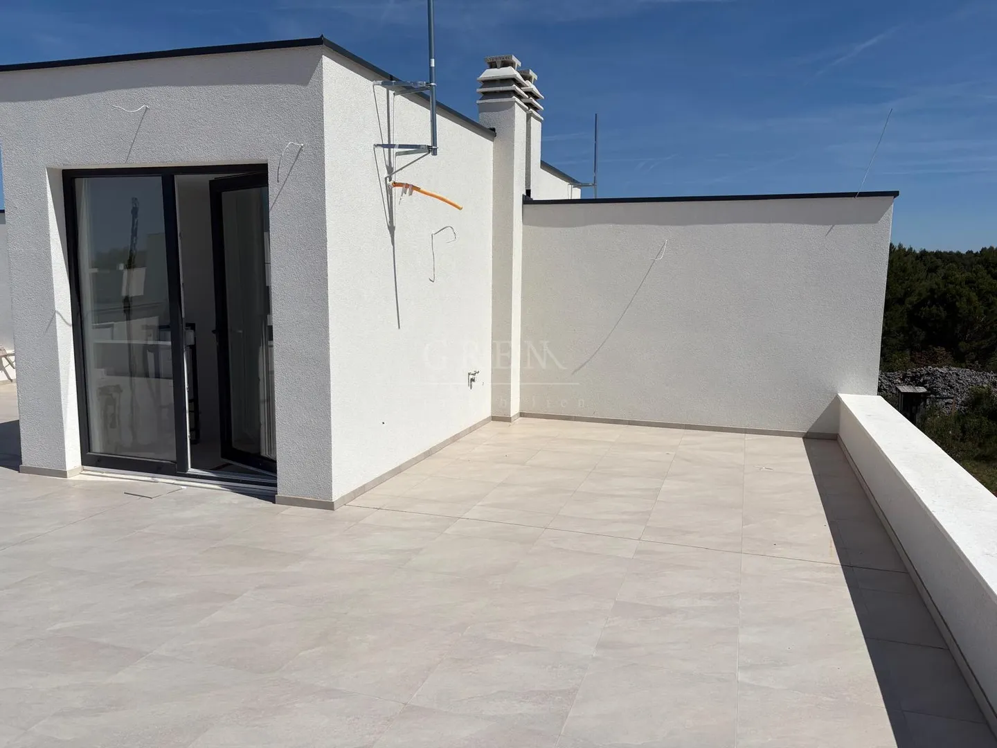 prodaja,vodice srima, dvojna kuća 204,40 m² (neto) sa bazenom! - slika 27