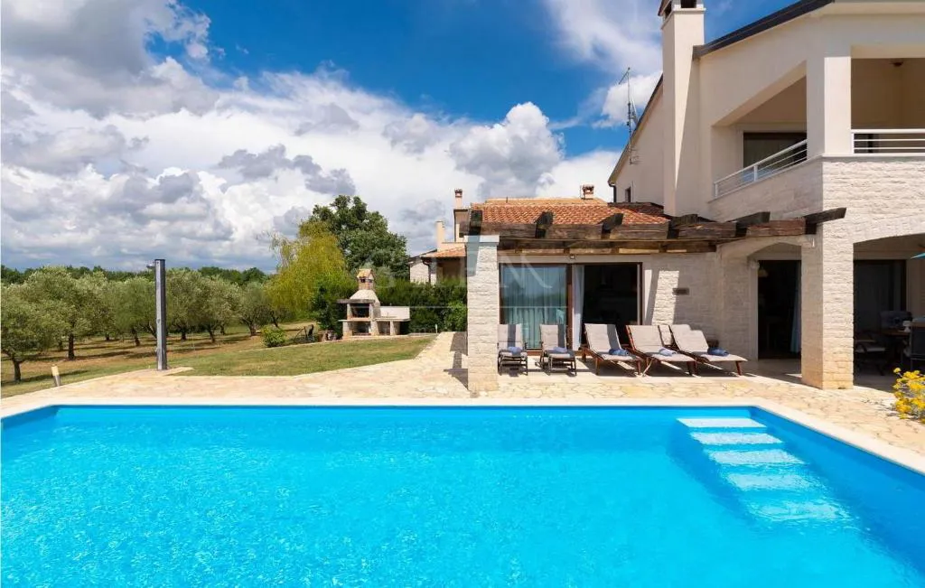 vila sa bazenom okolica višnjana, 160 m2, prodaja, prilika - slika 8