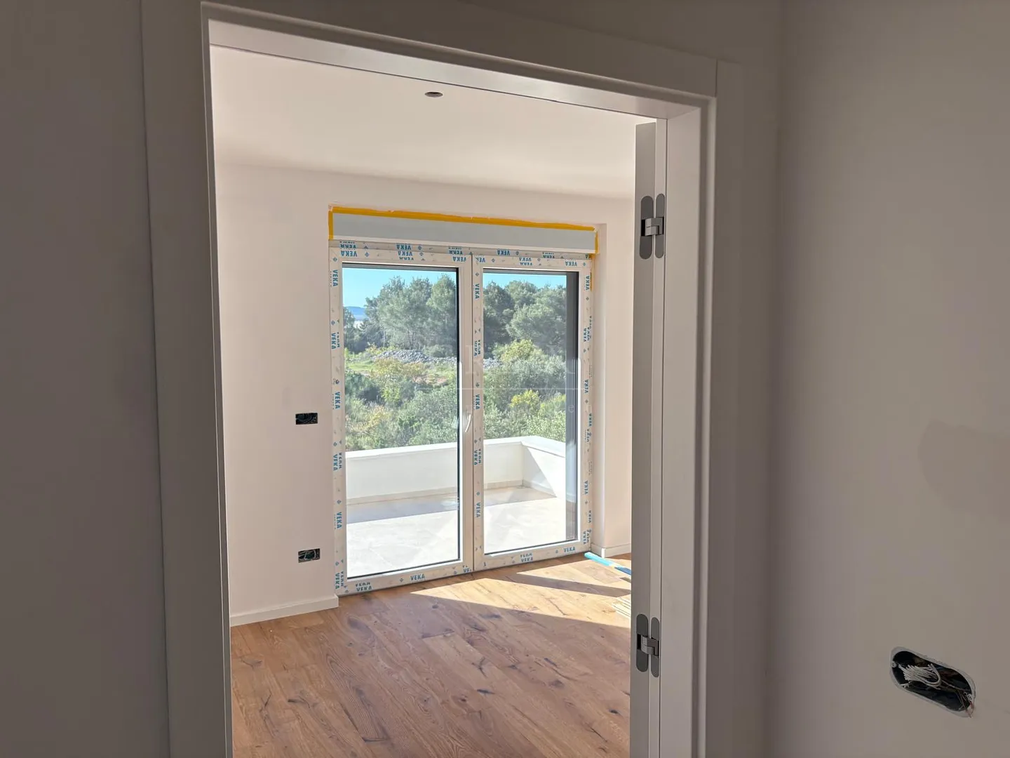 prodaja,vodice srima, dvojna kuća 204,40 m² (neto) sa bazenom! - slika 17