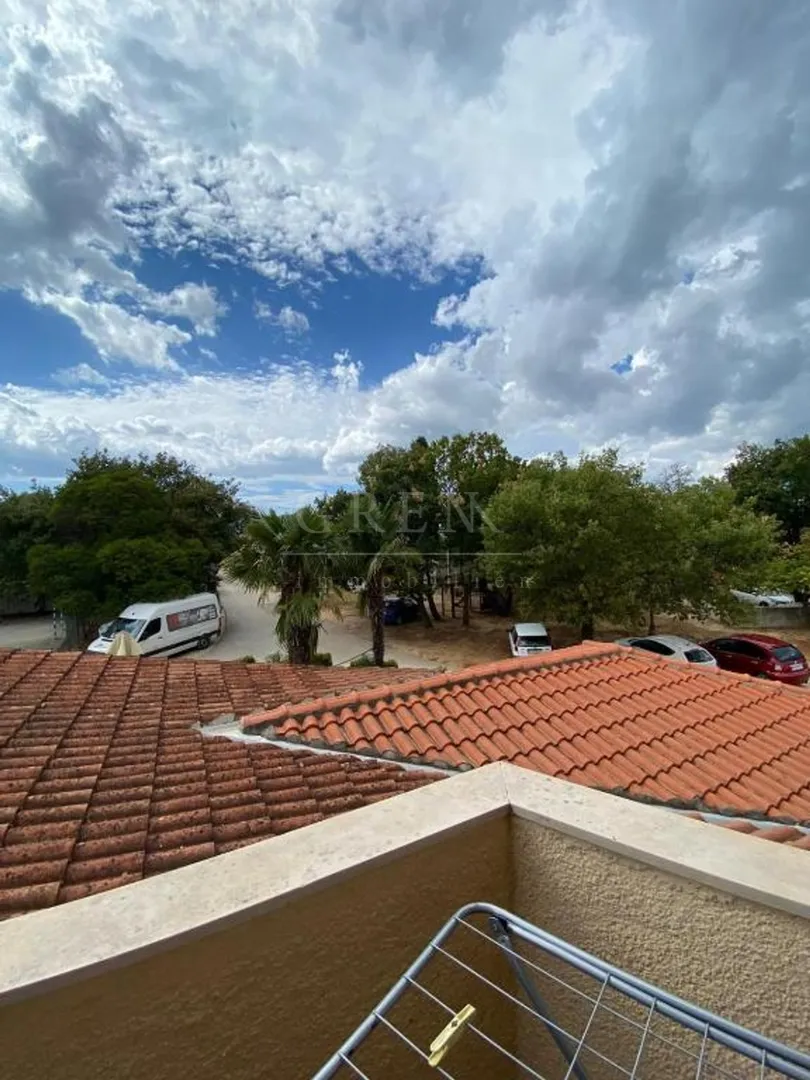 stambeno poslovna kuća 5 km od poreča, 300 m2, prodaja - slika 14