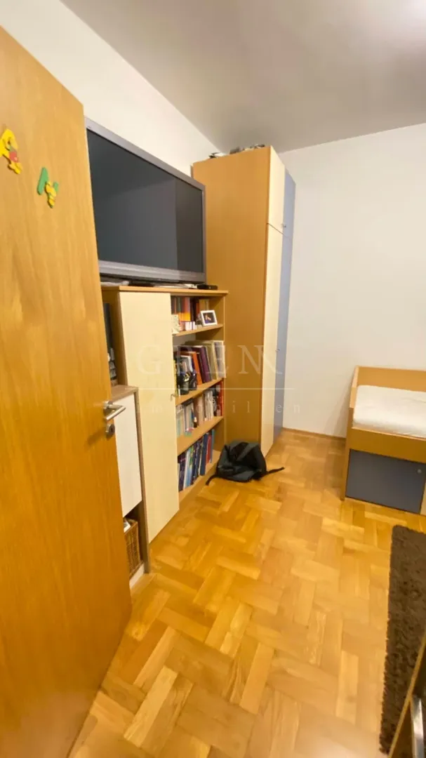 stan zagreb brestje, 110 m2+33 m2 vrt+2 parkinga - slika 11
