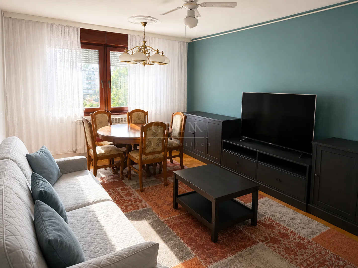Trosoban stan, 70 m², Malešnica, Zagreb – pogled na park, 2 lođe, spremište
