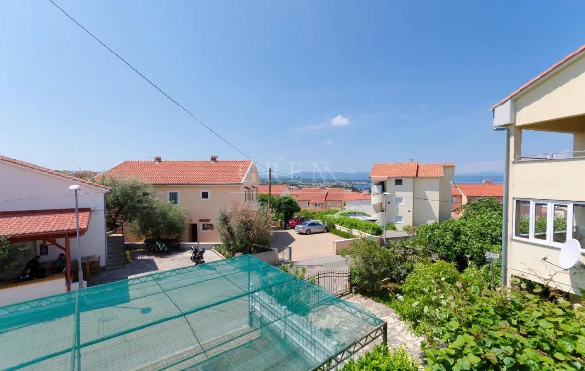 stan malinska krk, 62 m2+parking, balkon - slika 7